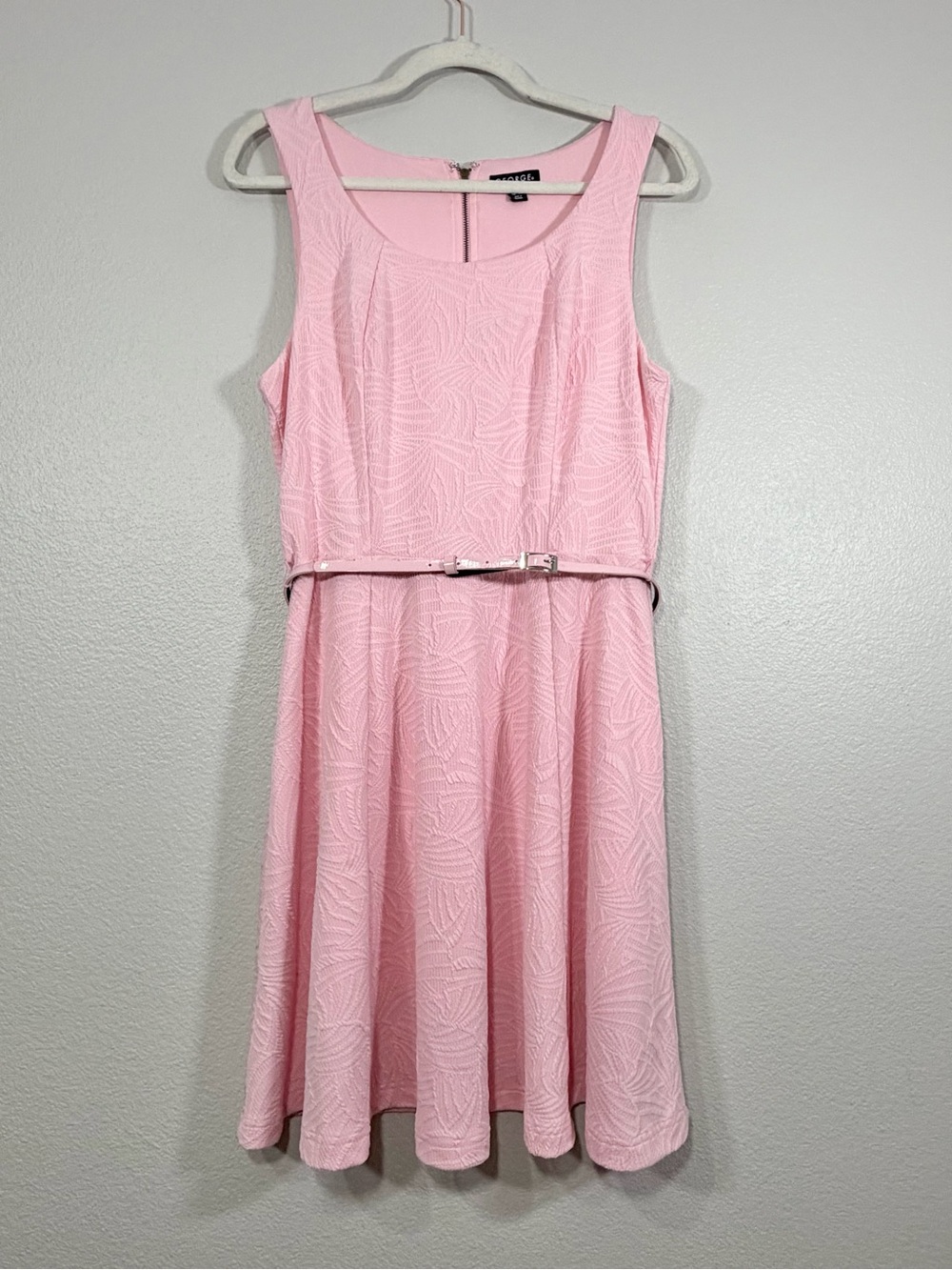 George Dress Light Pink Textured Sleeveless Fit-and-Flare Matching Belt Women M